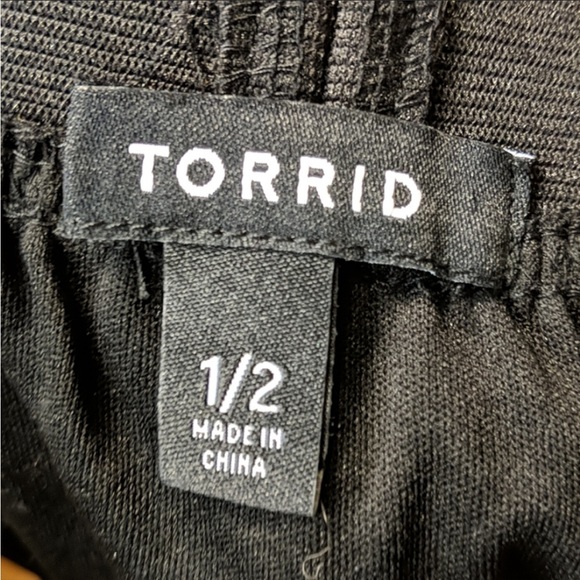 Torrid Black and Yellow A-Line Skirt - Picture 6 of 6